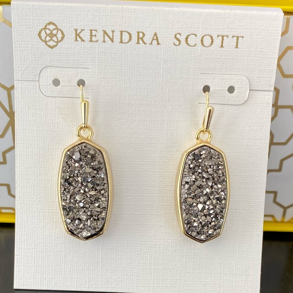 NWOT!! Danay earrings. Platinum drusy
